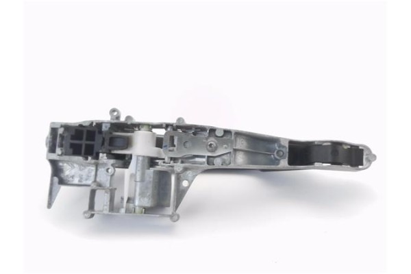 Recambio de maneta exterior delantero derecha para peugeot 2008 1.2 access referencia OEM IAM 9680168580  