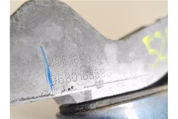 Recambio de maneta exterior delantero derecha para peugeot 2008 1.2 access referencia OEM IAM 9680168580  