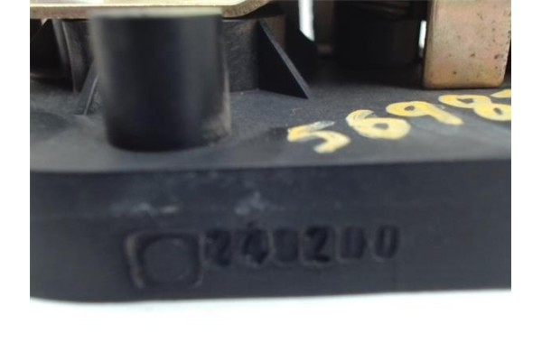 Recambio de cerradura puerta corredera izquierda para citroen berlingo 2.0 hdi referencia OEM IAM 249200  