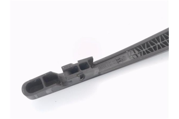Recambio de brazo limpiaparabrisas trasero para bmw serie 1 berlina 5p (f20) 2.0 116d referencia OEM IAM 61617241985 7241984 
