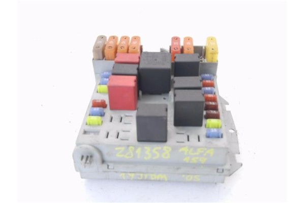 Recambio de caja fusibles/rele para alfa romeo 159 (140) 1.9 jtdm 16v / selective referencia OEM IAM 60689045 0060689045057657 