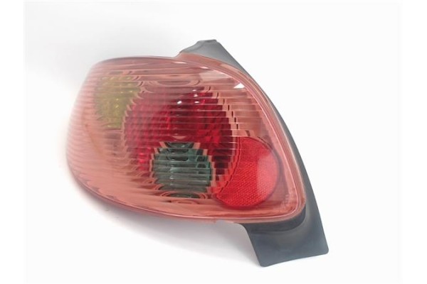 Recambio de piloto trasero izquierdo para peugeot 206 1.4 i referencia OEM IAM   