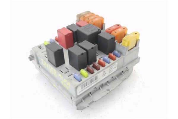 Recambio de caja fusibles/rele para alfa romeo 159 (140) 1.9 jtdm 16v / selective referencia OEM IAM 60689045 0060689045057657 