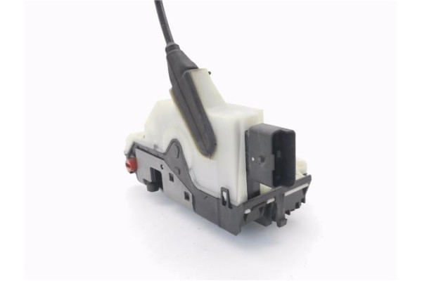 Recambio de cierre electromagnetico trasero izquierdo para peugeot 2008 1.2 access referencia OEM IAM 9812501280 Recambio de cierre electromagnetico trasero izquierdo para peugeot 2008 1.2 access referencia OEM IAM 9812501280