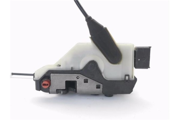 Recambio de cierre electromagnetico trasero izquierdo para peugeot 2008 1.2 access referencia OEM IAM 9812501280  