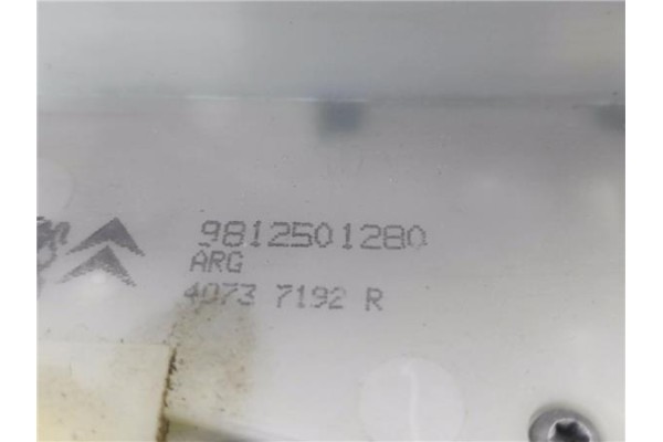 Recambio de cierre electromagnetico trasero izquierdo para peugeot 2008 1.2 access referencia OEM IAM 9812501280  