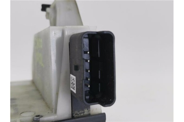 Recambio de cierre electromagnetico delantero derecho para peugeot 2008 1.2 access referencia OEM IAM 9812500780  