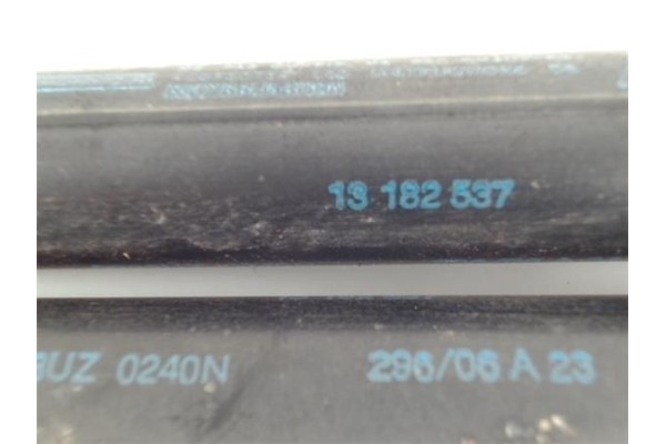 Recambio de amortiguador porton para opel corsa d 1.0 catch me referencia OEM IAM 13182537  176414 , OPEL