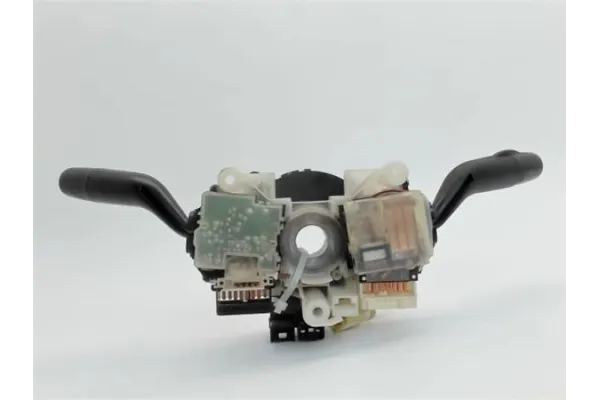 Recambio de juego mandos direccion para mazda premacy (cp) 2.0 td referencia OEM IAM 17B366  