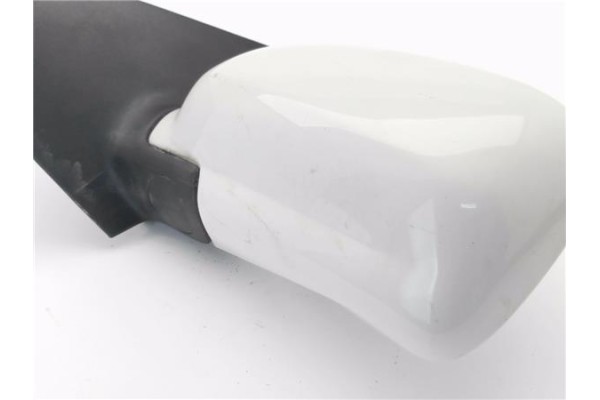 Recambio de retrovisor izquierdo para volkswagen polo iii (6n1) 60 1.4 referencia OEM IAM E9020098  