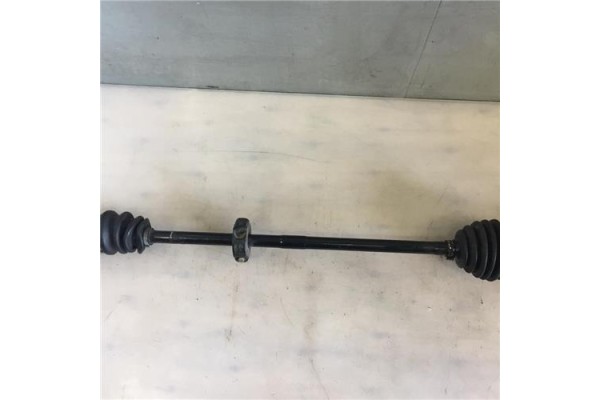 Recambio de palier delantero derecho para opel astra g berlina 1.6 16v referencia OEM IAM 374769  