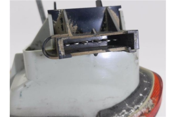 Recambio de piloto trasero derecho para ford transit furgón (e_ _) 2.5 di (eal, eas) referencia OEM IAM 4505431  