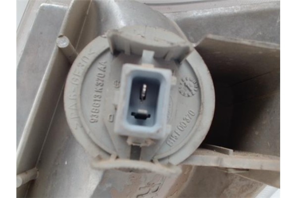 Recambio de intermitente delantero dcho para ford fiesta berl./courier 1.3 courier furg. referencia OEM IAM   438 , FIAT | 456 ,