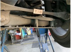 Recambio de brazo suspension trasero derecho para bmw serie 1 berlina 5p (f20) 2.0 116d referencia OEM IAM 33326867541  