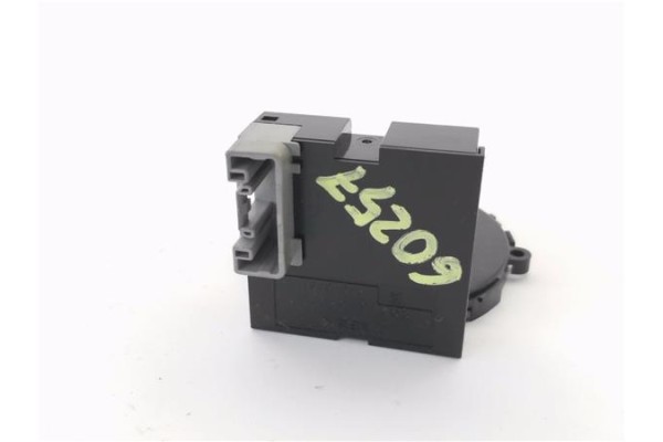 Recambio de sensor angulo de giro para toyota yaris (ksp9/scp9/nlp9) 1.4 active referencia OEM IAM 8924552030  
