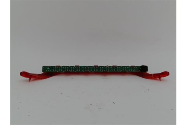 Recambio de luz central de freno para bmw serie 1 berlina (e81/e87) 2.0 118d referencia OEM IAM 63256924673 2DA00895700 
