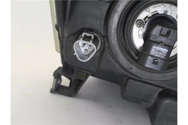 Recambio de faro delantero izquierdo para toyota corolla verso (r1) 2.2 d-4d referencia OEM IAM 811700F010  