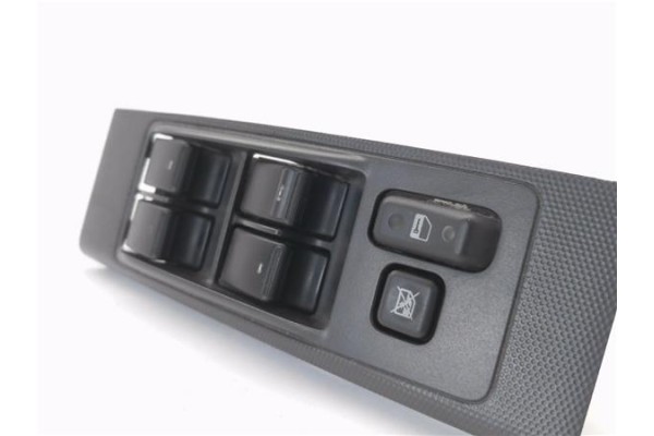 Recambio de mando elevalunas delantero izquierdo para toyota corolla verso (r1) 2.2 d-4d referencia OEM IAM 848200F030 37073C266
