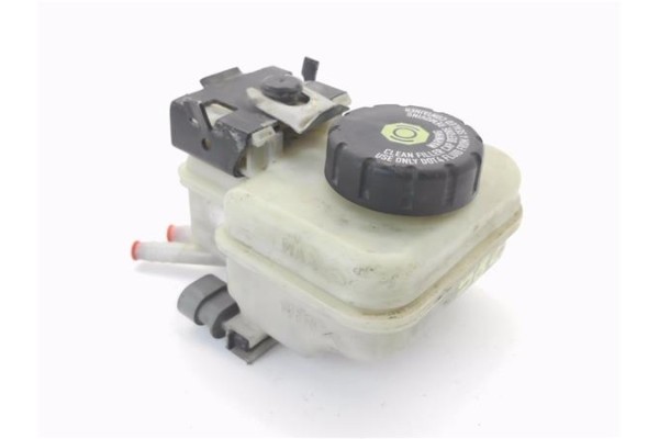 Recambio de deposito liquido freno para opel meriva 1.3 cdti referencia OEM IAM 20405115  