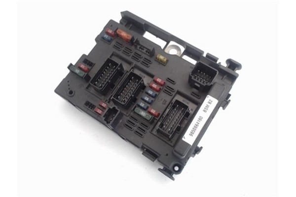 Recambio de centralita para peugeot 206 1.4 i referencia OEM IAM   