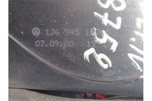 Recambio de piloto trasero derecho para volkswagen golf iv berlina (1j1) 1.6 referencia OEM IAM 1J6945112S  1J6945096T , AUDI | 