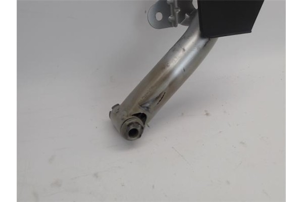 Recambio de bisagra derecha porton trasero para mercedes-benz clase c (bm 204) berlina 3.0 c 280 (204.054) referencia OEM IAM A2