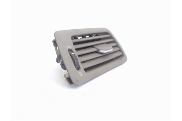 Recambio de rejilla entrada de aire para volvo s60 berlina 2.4 d5 referencia OEM IAM   