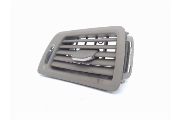 Recambio de rejilla entrada de aire para volvo s60 berlina 2.4 d5 referencia OEM IAM   