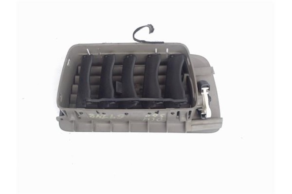Recambio de rejilla entrada de aire para volvo s60 berlina 2.4 d5 referencia OEM IAM   