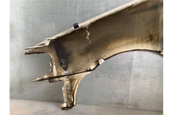 Recambio de aleta delantero derecha para volkswagen polo iii (6n1) 60 1.4 referencia OEM IAM 6N0821022  