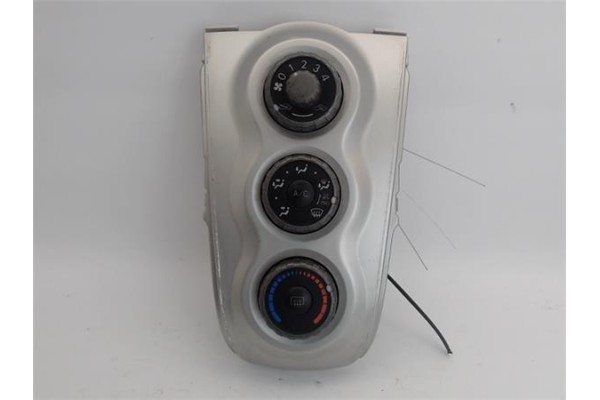 Recambio de mandos calefaccion / a.a. para toyota yaris (ksp9/scp9/nlp9) 1.3 vvt-i referencia OEM IAM   