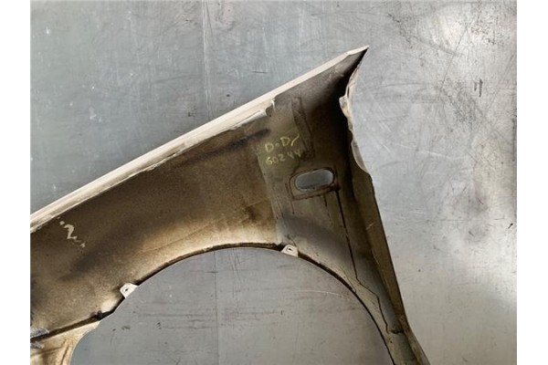 Recambio de aleta delantero derecha para volkswagen polo iii (6n1) 60 1.4 referencia OEM IAM 6N0821022  