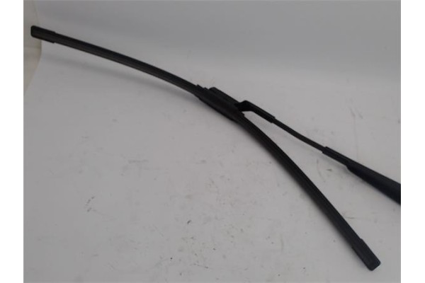Recambio de brazo limpiaparabrisas delantero derecho para volkswagen polo v (6r1) 1.2 sport referencia OEM IAM 6R1955410A  