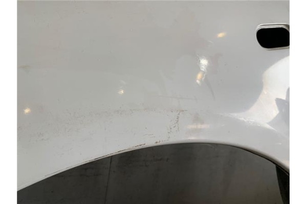 Recambio de aleta delantero izquierda para volkswagen polo iii (6n1) 60 1.4 referencia OEM IAM 6N0821021  