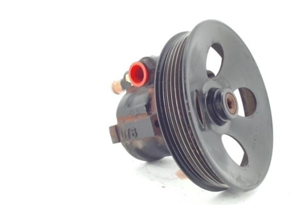 Recambio de bomba servodireccion para opel corsa b 1.6 i 16v referencia OEM IAM 90473169  