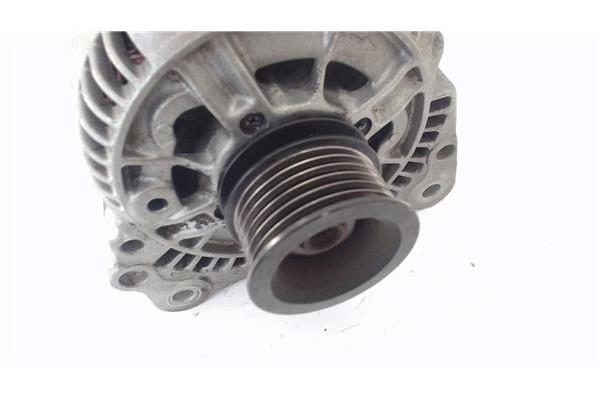 Recambio de alternador para volkswagen polo iii (6n1) 60 1.4 referencia OEM IAM 0123310019  
