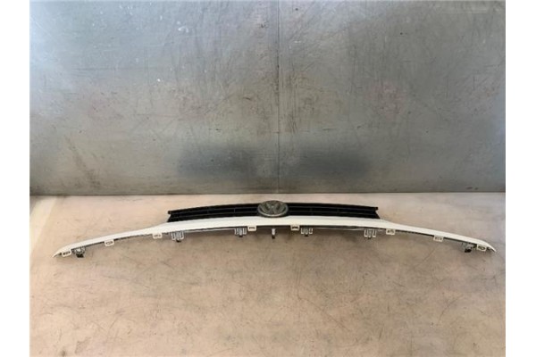 Recambio de rejilla paragolpes delantero para volkswagen golf iii (1h1) 1.4 referencia OEM IAM 1H5853653DGRU 3A0853600EPG 