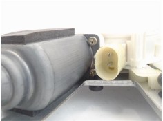 Recambio de mecanismo elevalunas delantero derecho para bmw serie 5 berlina (e39) 3.0 530i referencia OEM IAM 007006002c 5133825