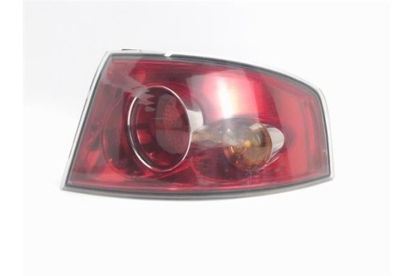 Recambio de piloto trasero derecho para seat ibiza (6l1) 1.4 16v referencia OEM IAM 6L6945112B 2206803 6L6945112 , SEAT | 6L6945