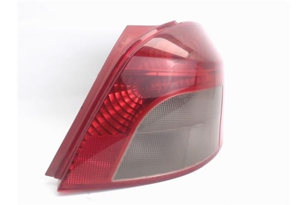 Recambio de piloto trasero derecho para toyota yaris (ksp9/scp9/nlp9) 1.3 vvt-i referencia OEM IAM   
