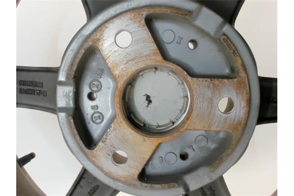 Recambio de llanta para smart roadster 0.7 roadster (60kw) (452.434) referencia OEM IAM 0010853v001 Q 0010852V001C31L00 