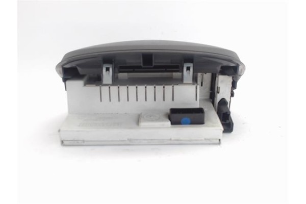 Recambio de reloj horario para renault clio iii 1.5 dci referencia OEM IAM 8200307273 8200407749 