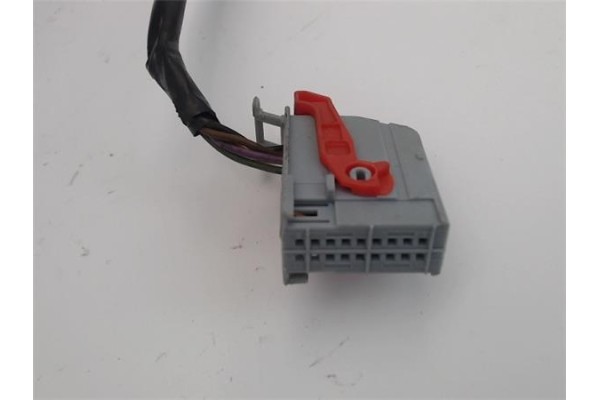 Recambio de retrovisor electrico derecho para fiat stilo (192) 1.6 16v (192_xb1a) referencia OEM IAM 735335232 6126931 735311423