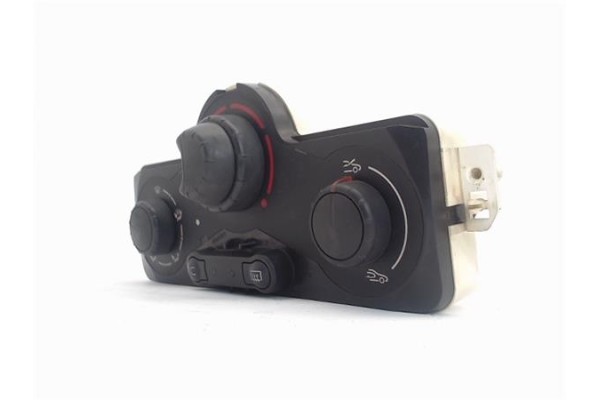 Recambio de mandos calefaccion / a.a. para renault clio iii 1.5 dci referencia OEM IAM 69590001 7701070473 