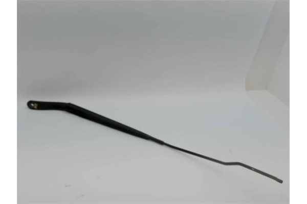 Recambio de brazo limpiaparabrisas delantero derecho para citroen c3 1.4 attraction referencia OEM IAM 9683382180  