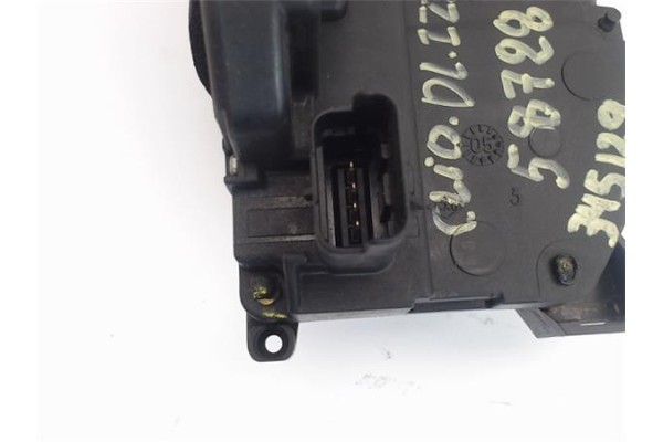 Recambio de cierre electromagnetico delantero izquierdo para renault clio iii 1.5 dci referencia OEM IAM 8200300123  
