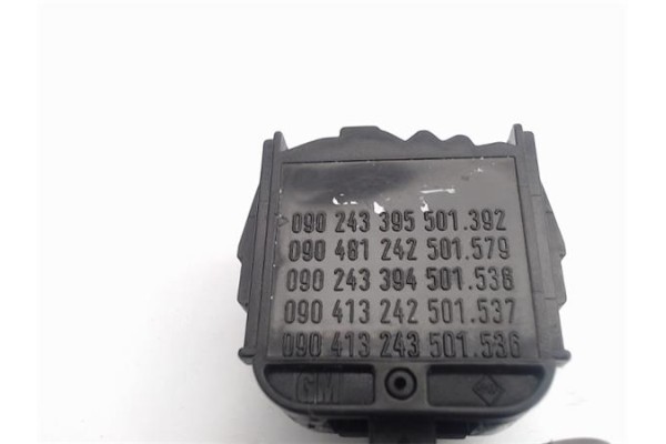 Recambio de mando limpiaparabrisas para opel zafira a referencia OEM IAM 090243394 501538 