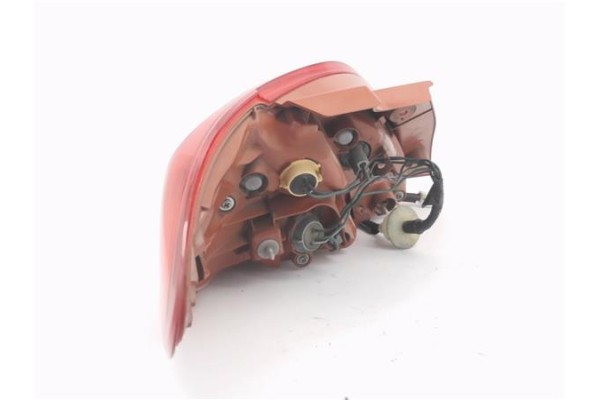 Recambio de piloto trasero derecho para mazda 2 berlina (de) 1.4 crtd active (5-ptas.) (50kw) referencia OEM IAM D651-51-150G  