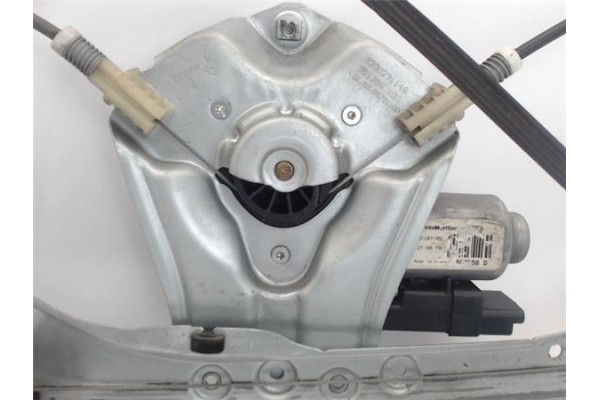 Recambio de mecanismo elevalunas delantero izquierdo para renault clio iii 1.5 dci referencia OEM IAM 503620080119 8200843592 