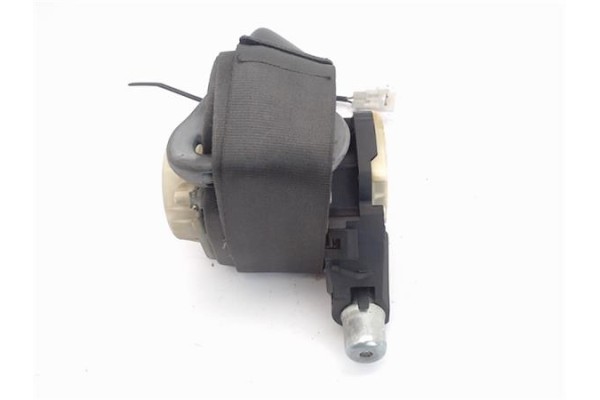 Recambio de cinturon seguridad delantero izquierdo para renault clio iii 1.5 dci referencia OEM IAM 8200683926  